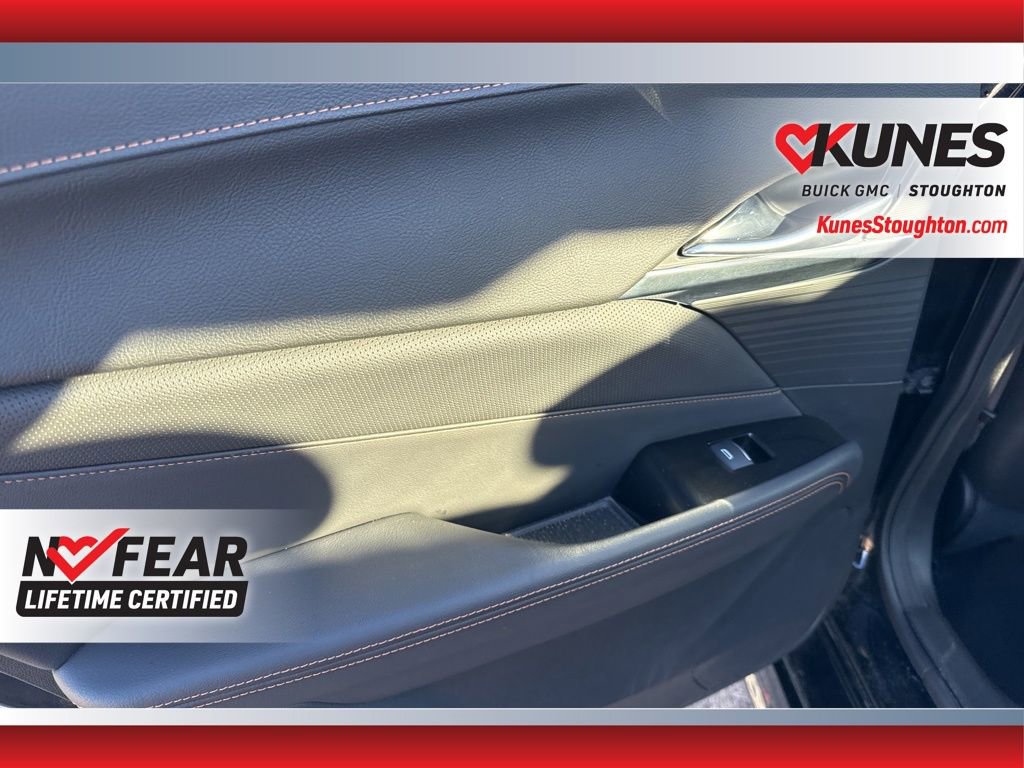 Used 2025 Cadillac CT4 Sport image 34