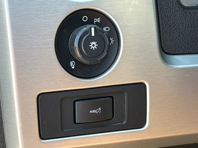 Used 2013 Ford F150 Platinum image 21