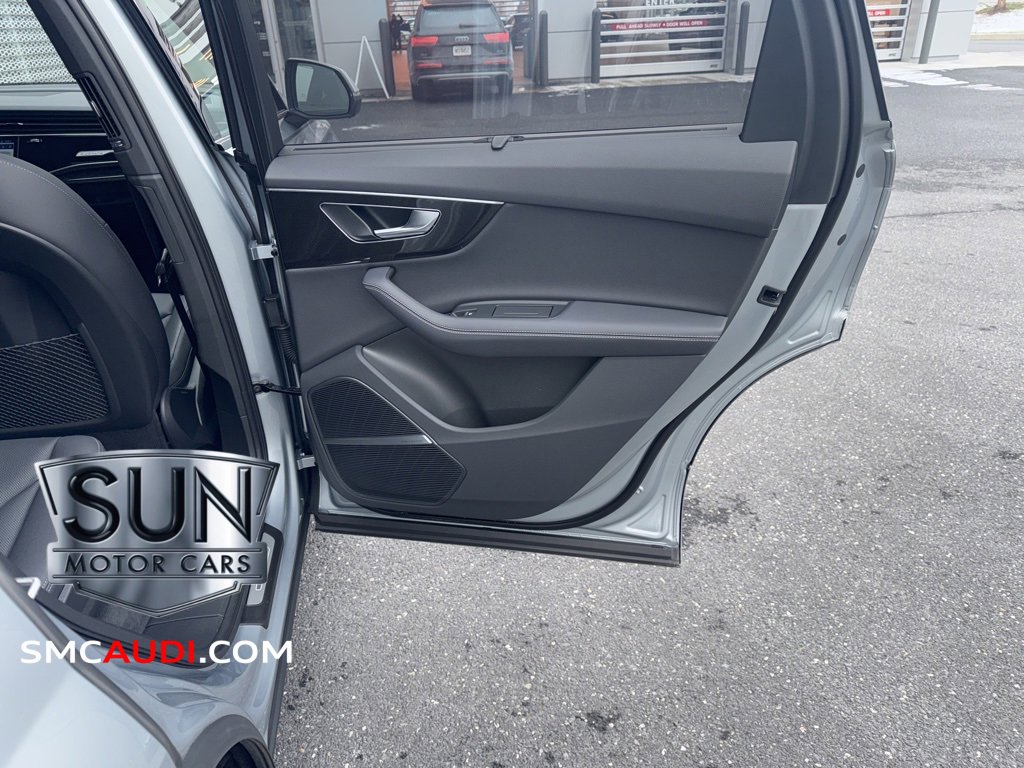 Used 2025 Audi Q7 2.0T Premium Plus w/ Premium Plus Package image 12