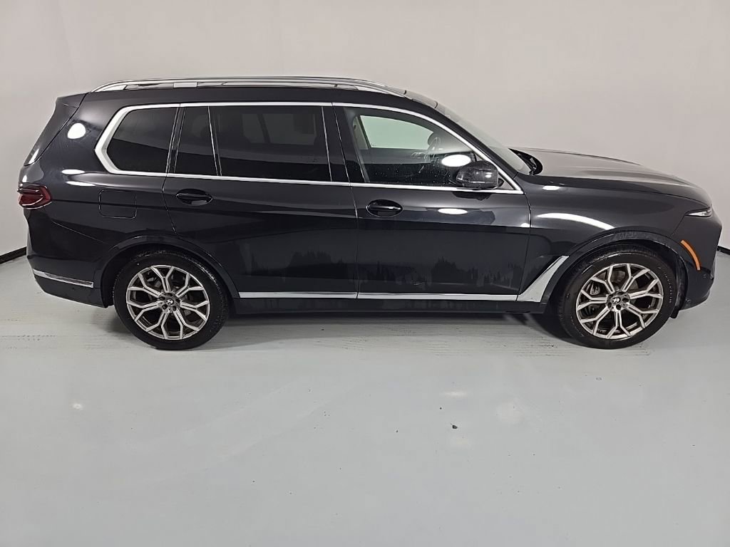Used 2023 BMW X7 xDrive40i w/ Premium Package image 6