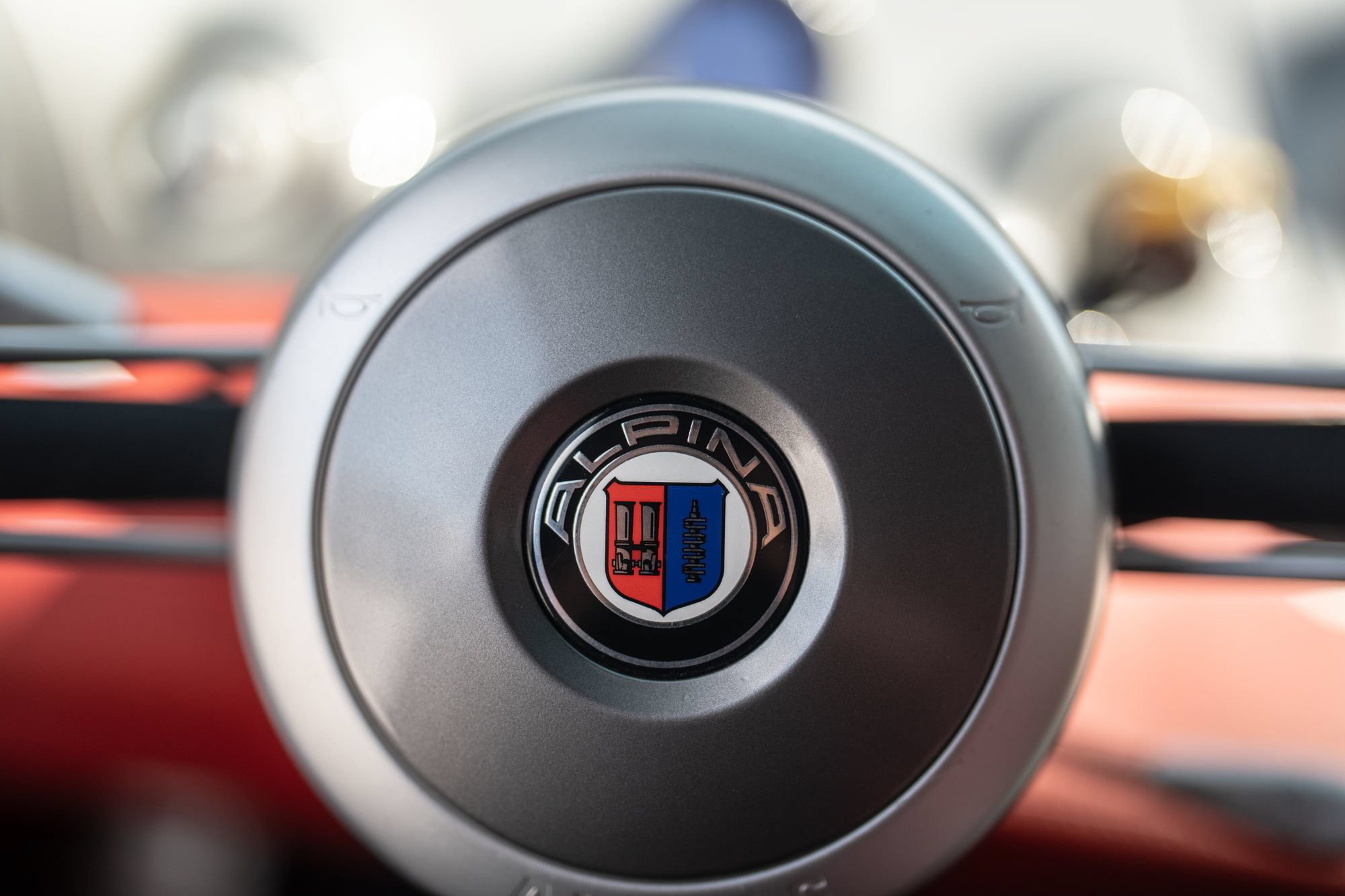 Used 2003 BMW Z8 RWD image 57