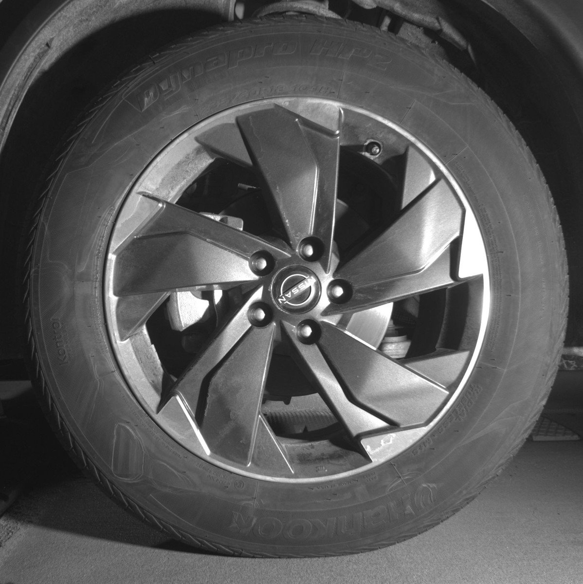 Used 2025 Nissan Rogue SV AWD/4WD image 12