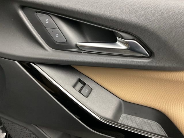 Certified 2025 Chevrolet Equinox ACTIV w/ Safety and Technology Package image 27