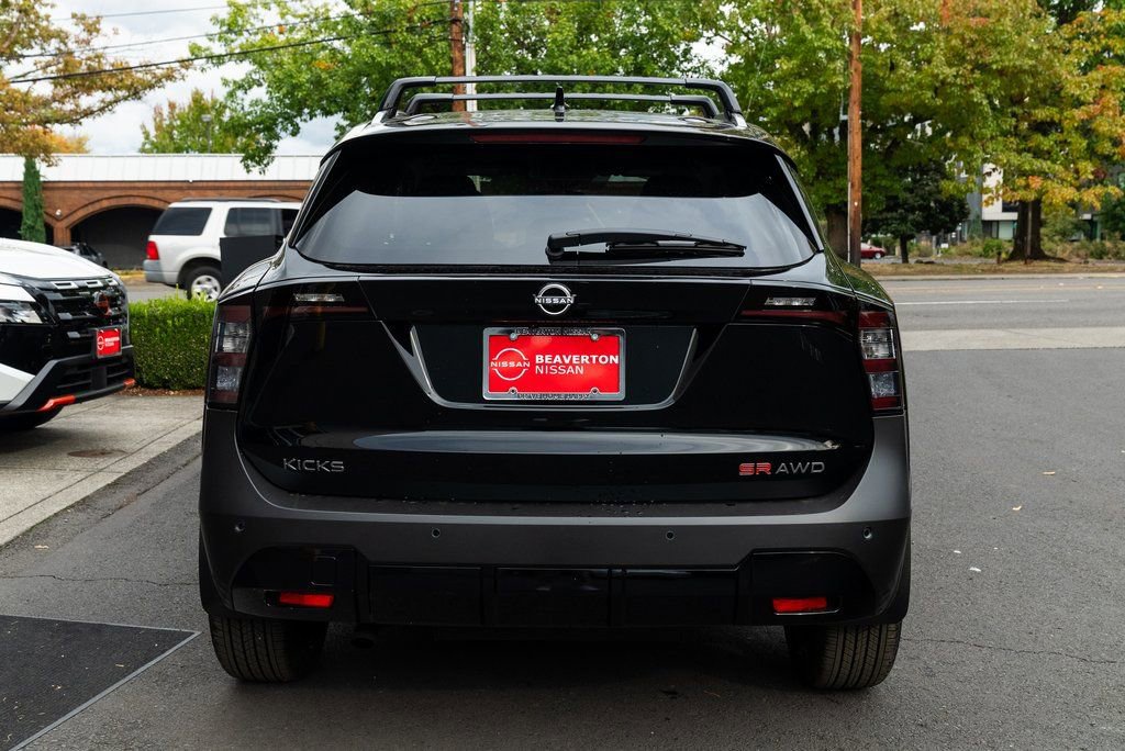 New 2026 Nissan Kicks SR w/ Cold Weather Package image 5