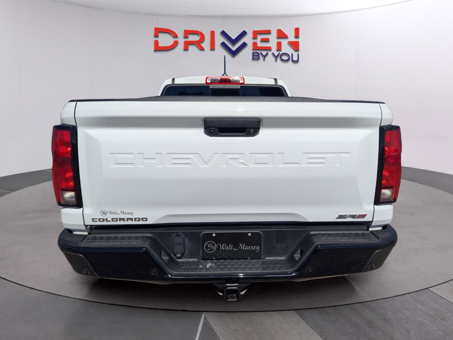 Used 2023 Chevrolet Colorado ZR2 w/ ZR2 Convenience Package III image 4
