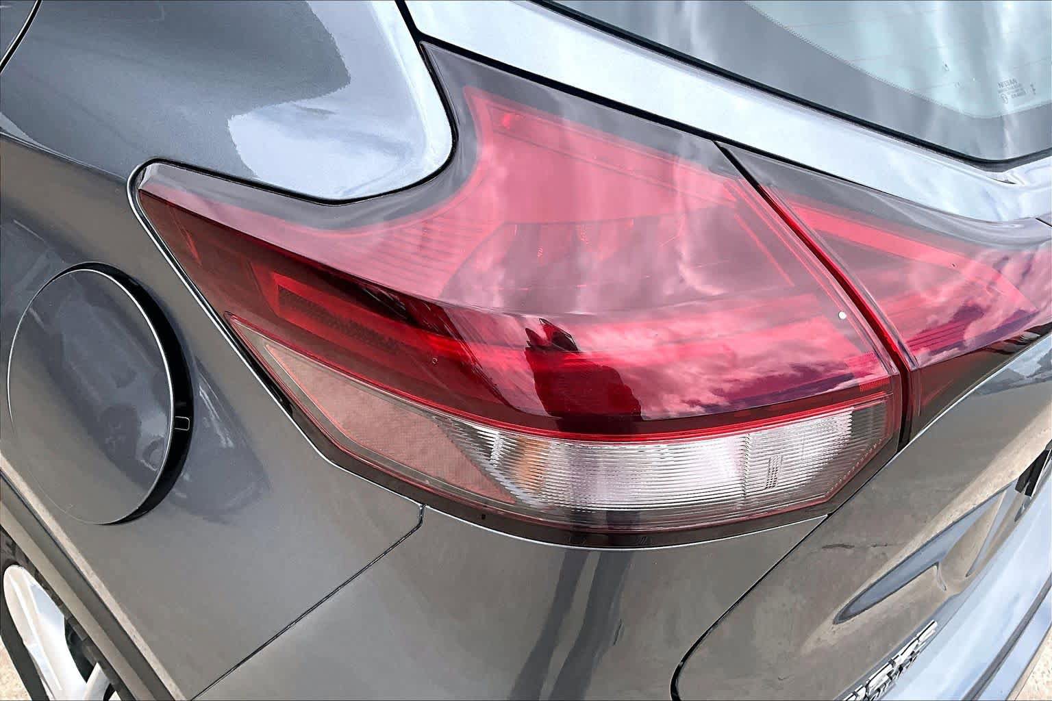 Used 2023 Nissan Kicks S FWD image 27