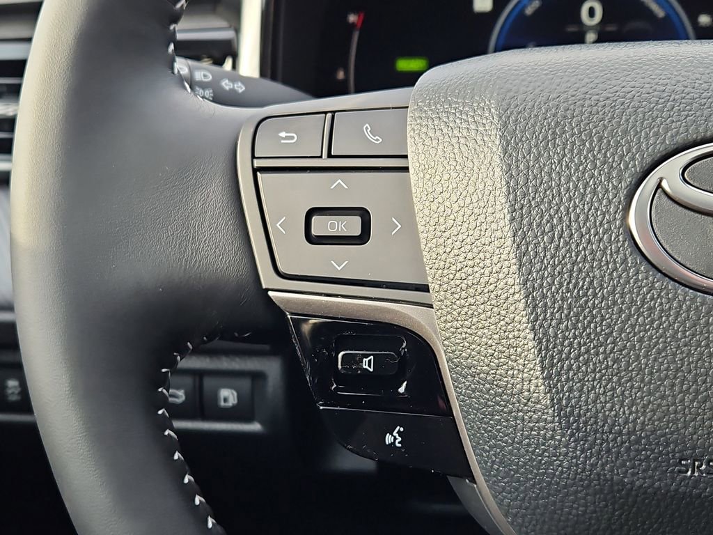 New 2026 Toyota Camry Hybrid image 15