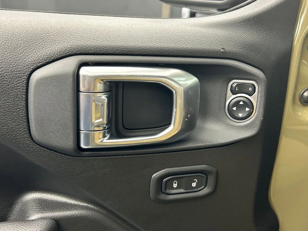 New 2026 Jeep Gladiator Willys AWD/4WD image 14