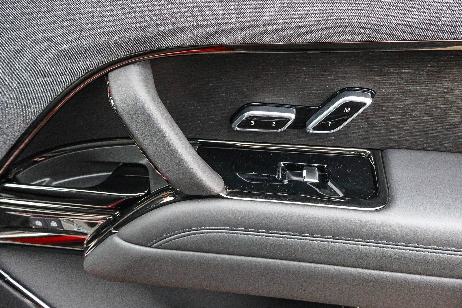 New 2026 Land Rover Range Rover Sport Dynamic SE image 19