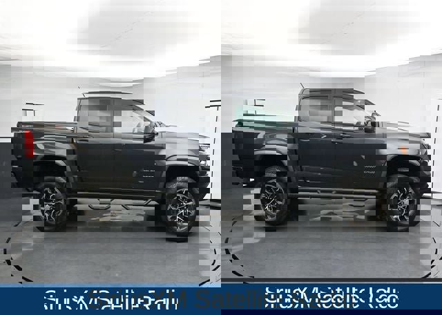 Used 2018 Chevrolet Colorado ZR2 AWD/4WD image 12