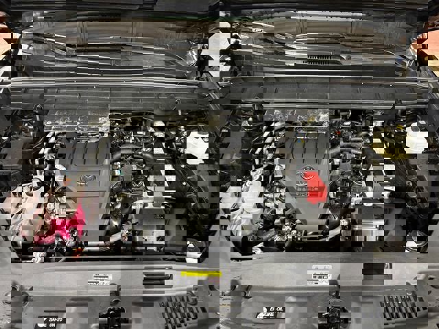 Used 2024 Toyota Highlander Platinum image 8