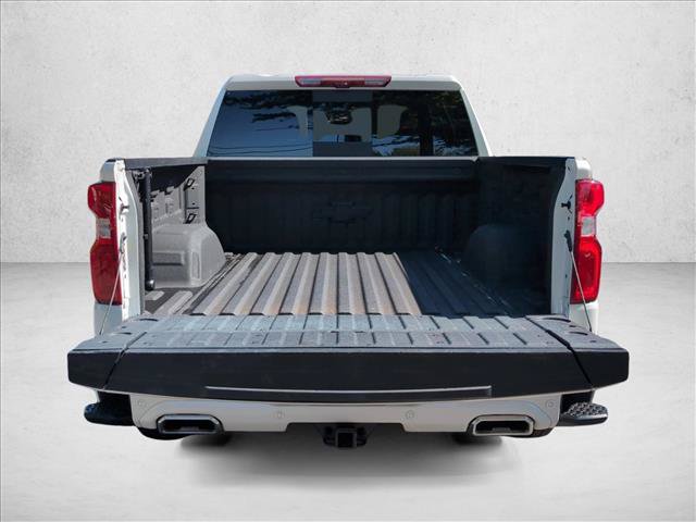 Used 2025 Chevrolet Silverado 1500 High Country AWD/4WD image 8