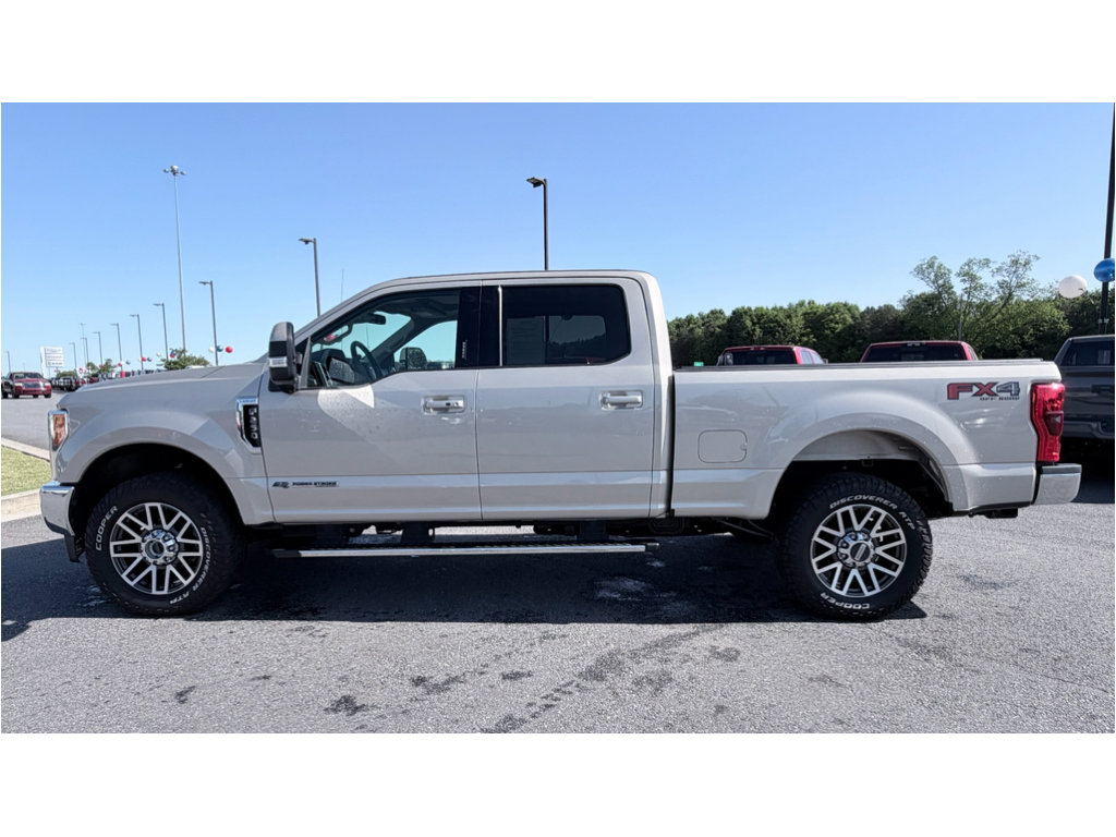 Used 2017 Ford F250 Lariat w/ Lariat Ultimate Package AWD/4WD image 5