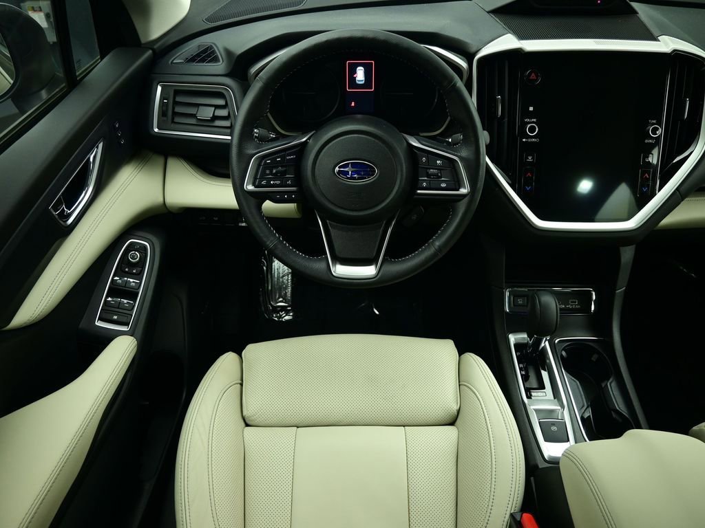 Used 2023 Subaru Ascent Limited w/ Technology Package image 5