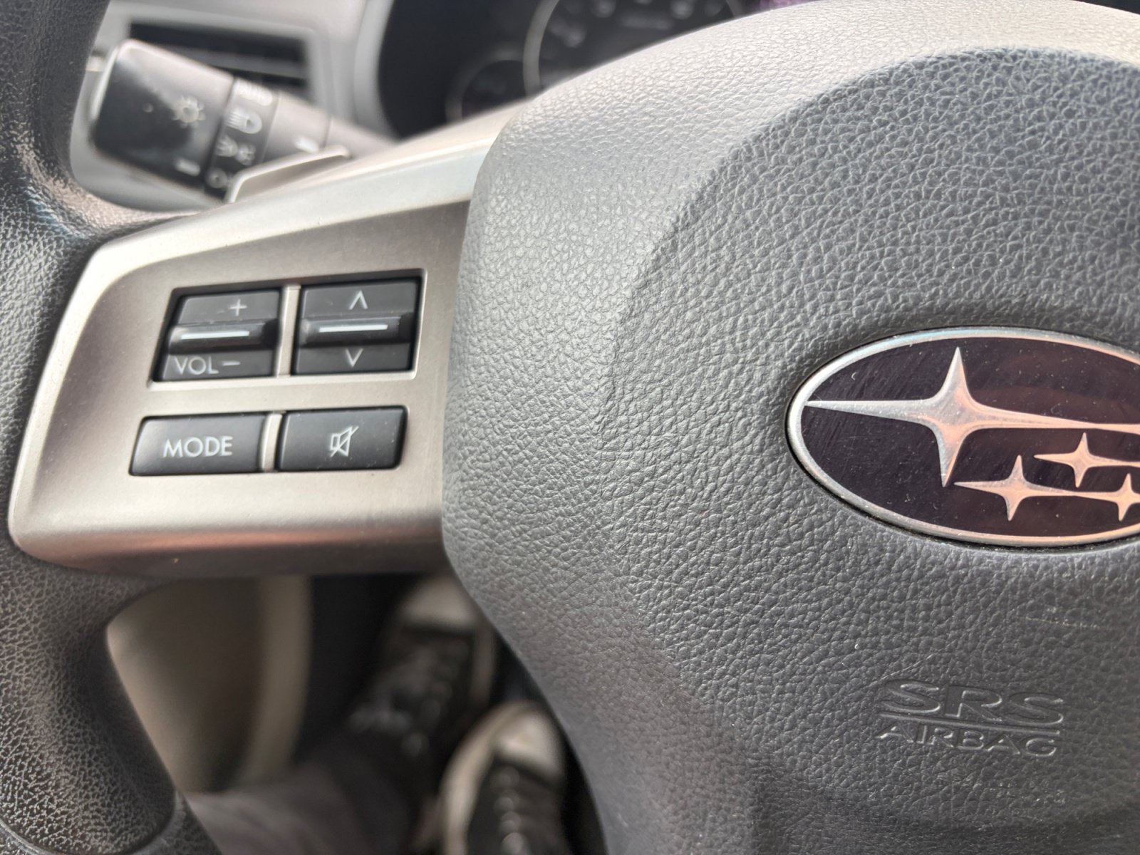 Used 2012 Subaru Outback 2.5i w/ Alloy Wheel Pkg AWD/4WD image 17