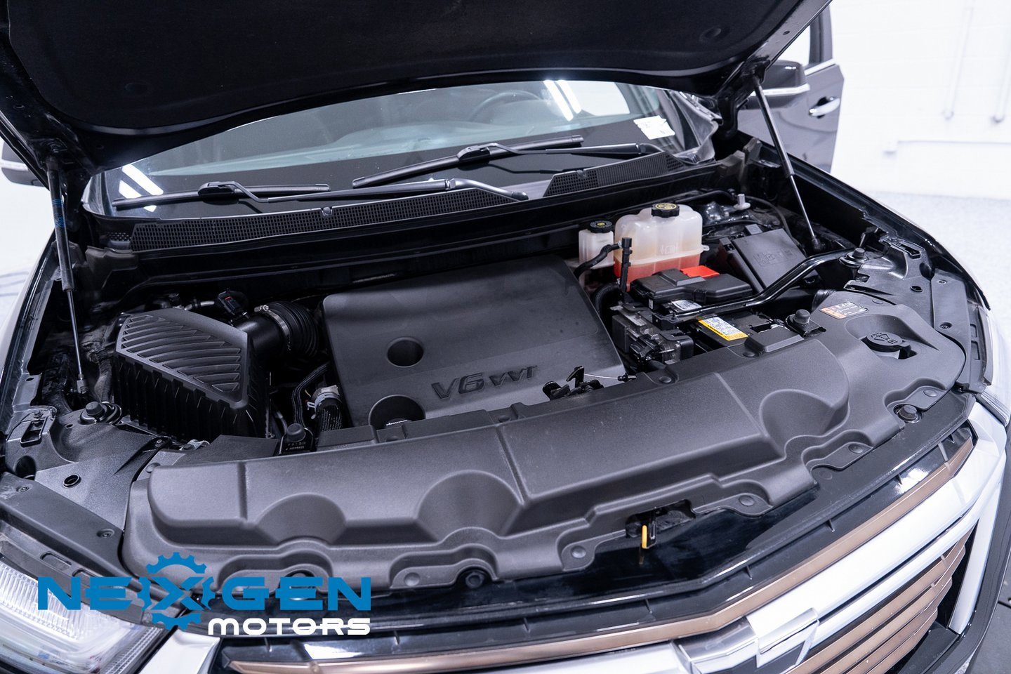 Used 2023 Chevrolet Traverse High Country image 39