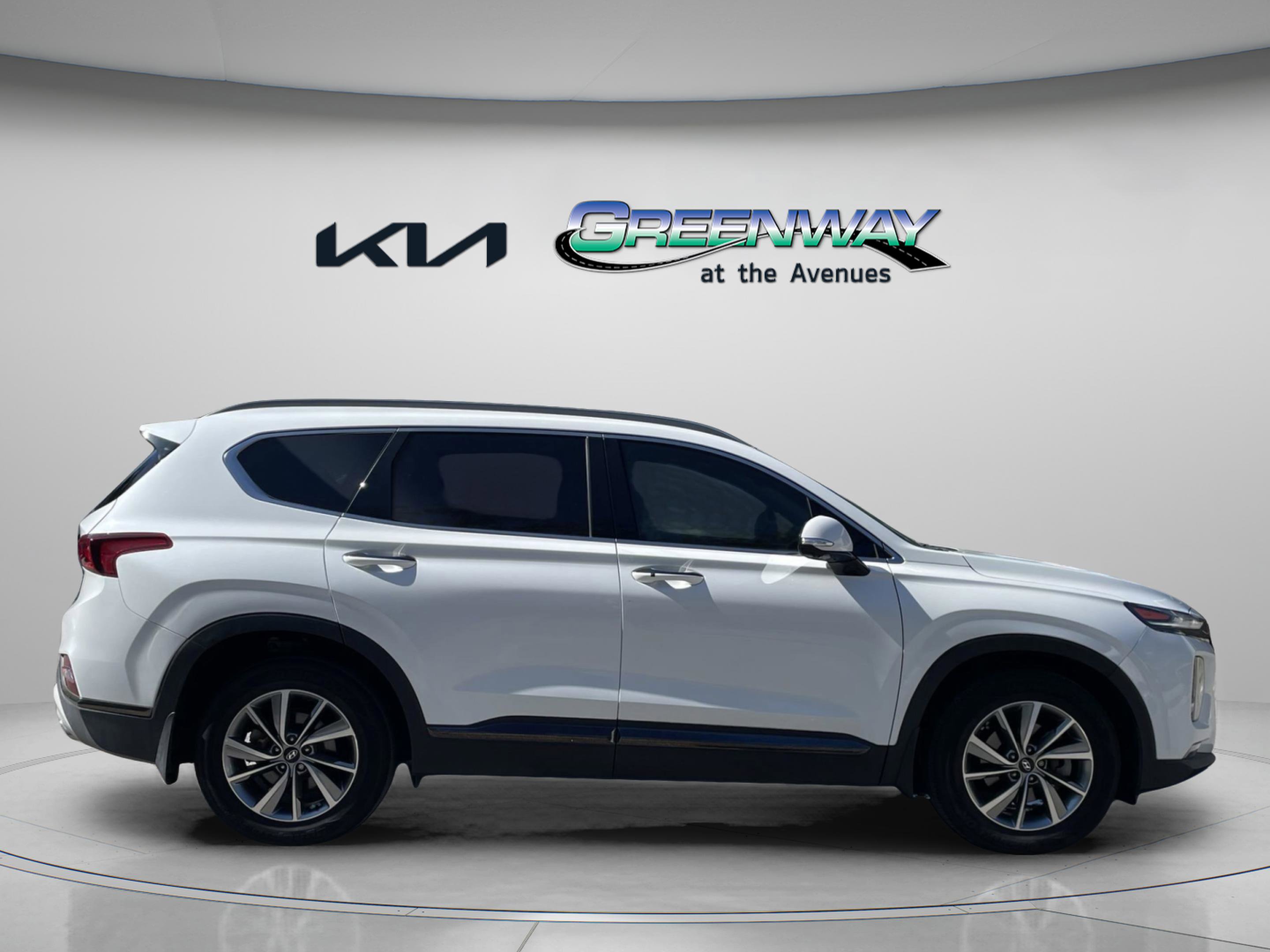 Used 2020 Hyundai Santa Fe Limited image 5