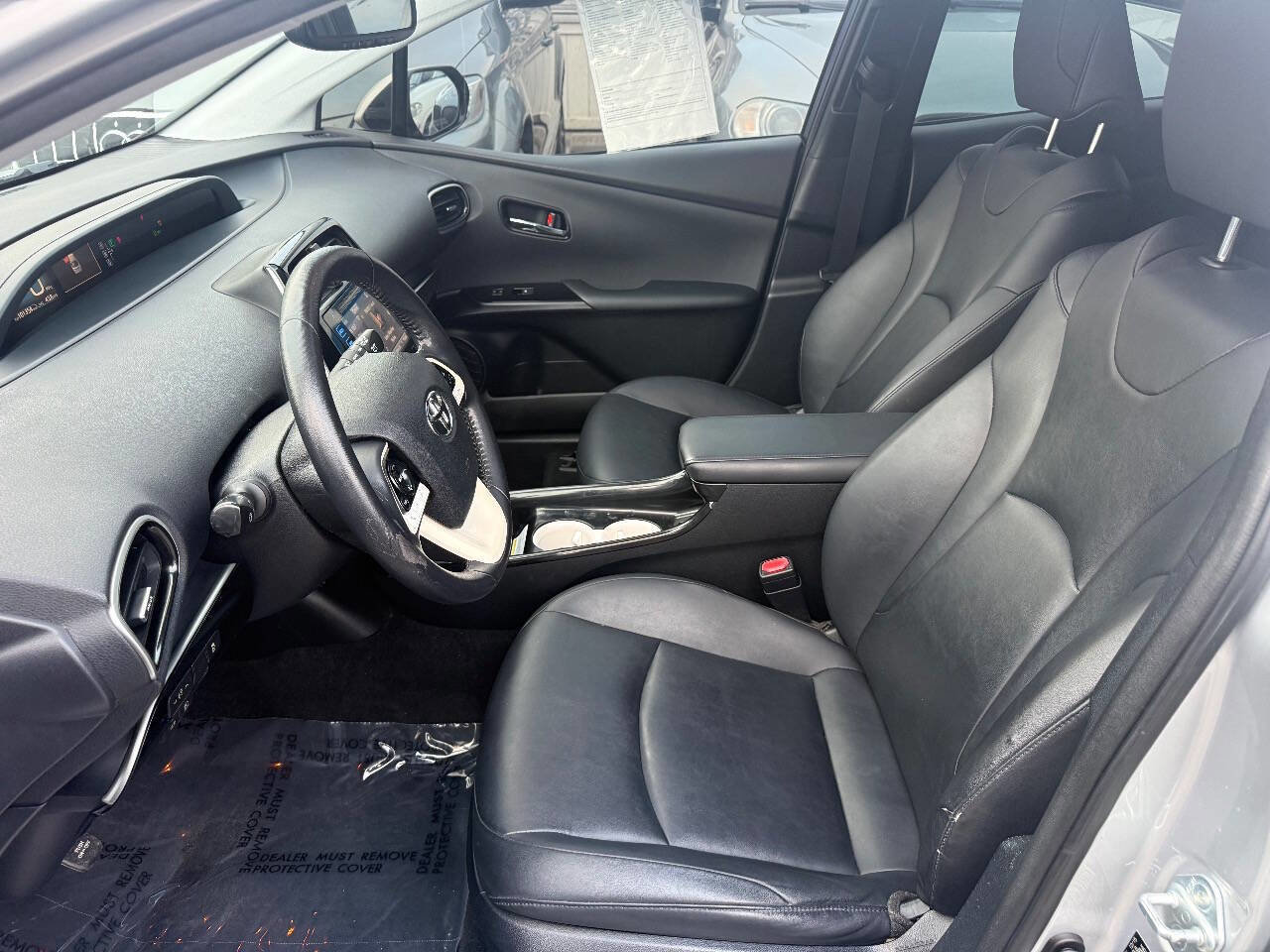 Used 2016 Toyota Prius Four Touring image 12