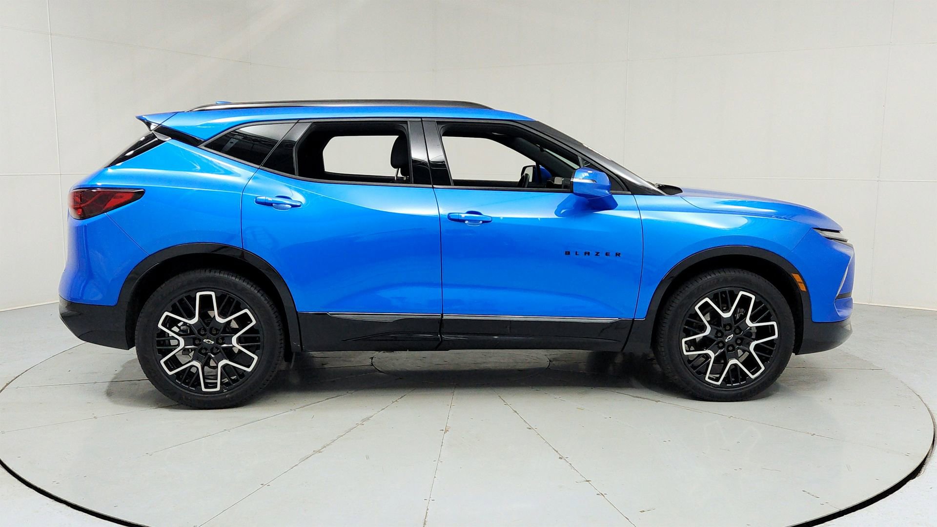 Certified 2024 Chevrolet Blazer RS w/ Enhanced Convenience Package image 6