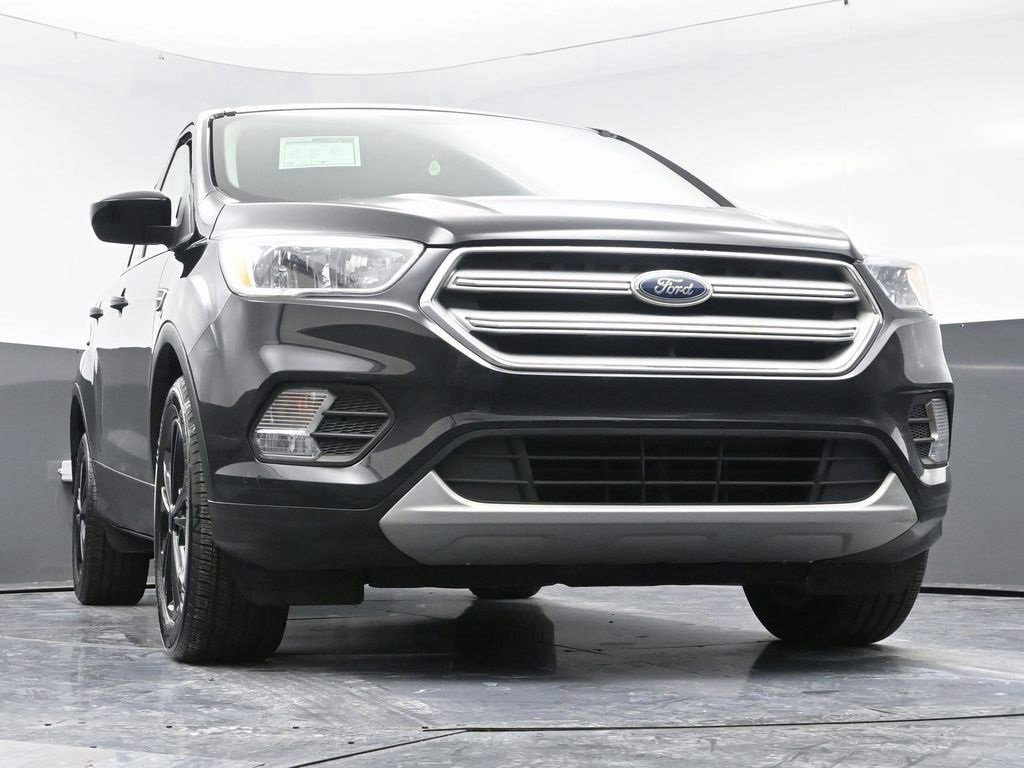 Used 2019 Ford Escape SE image 49