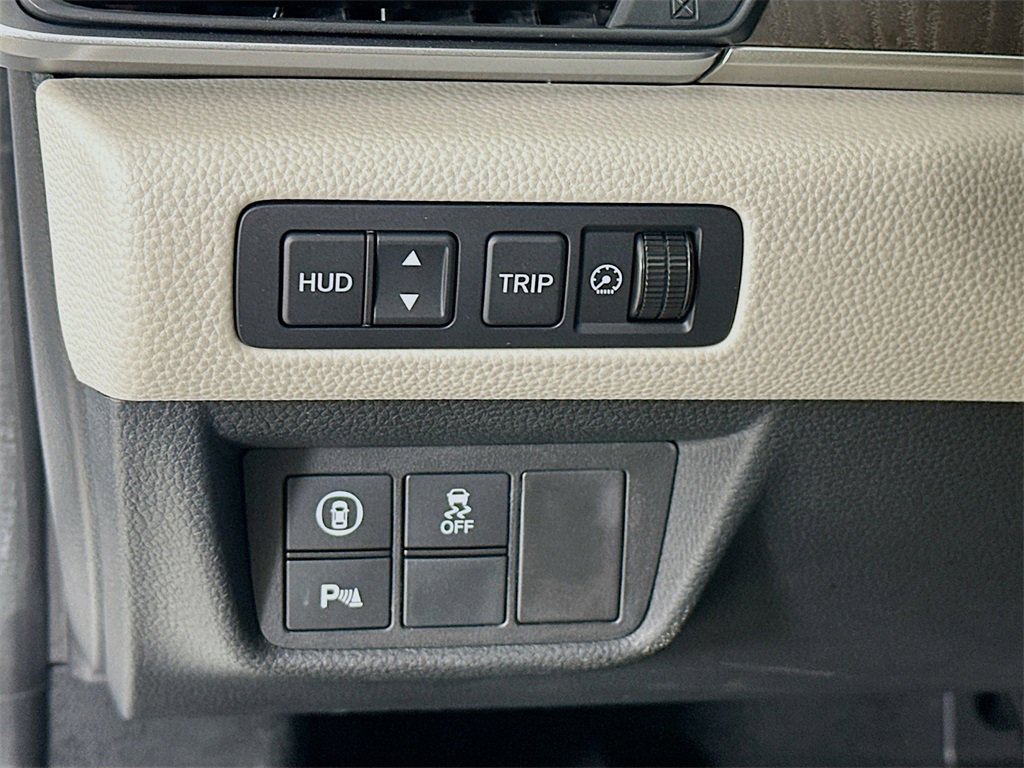 Used 2021 Honda Accord Touring image 13