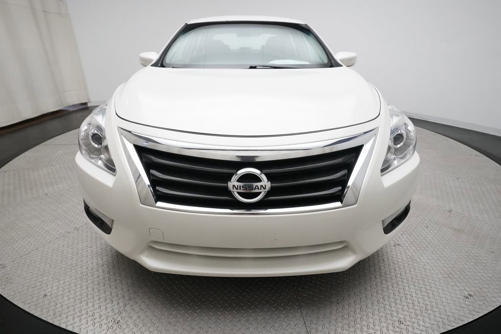 Used 2013 Nissan Altima 2.5 SV FWD image 11
