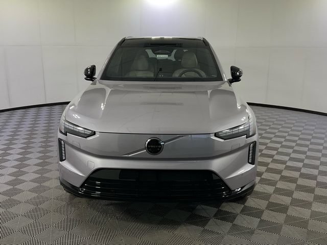 New 2026 Volvo EX90 Ultra AWD/4WD image 2