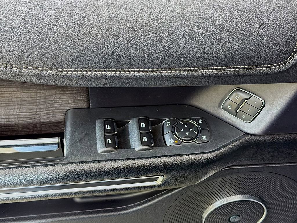 Used 2021 Ford Expedition Max Limited image 33