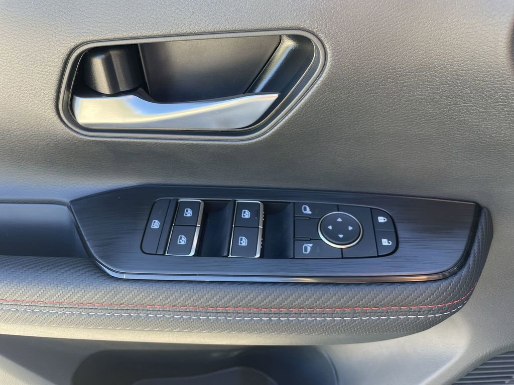 New 2026 Nissan Kicks SR w/ Cold Weather Package AWD/4WD image 21
