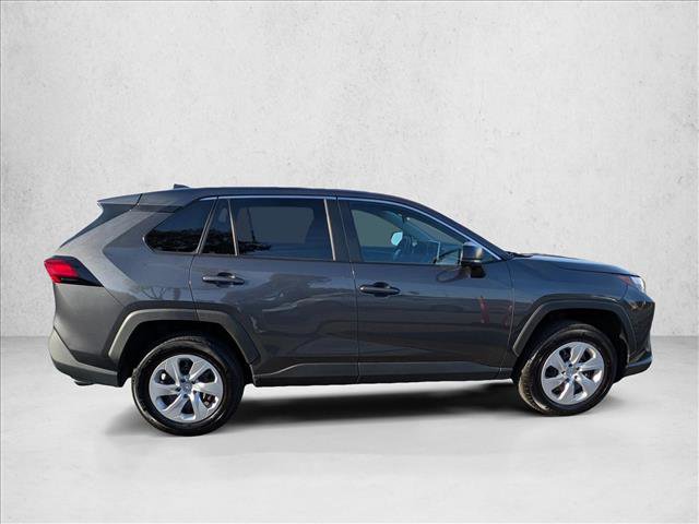Used 2025 Toyota RAV4 LE video 4