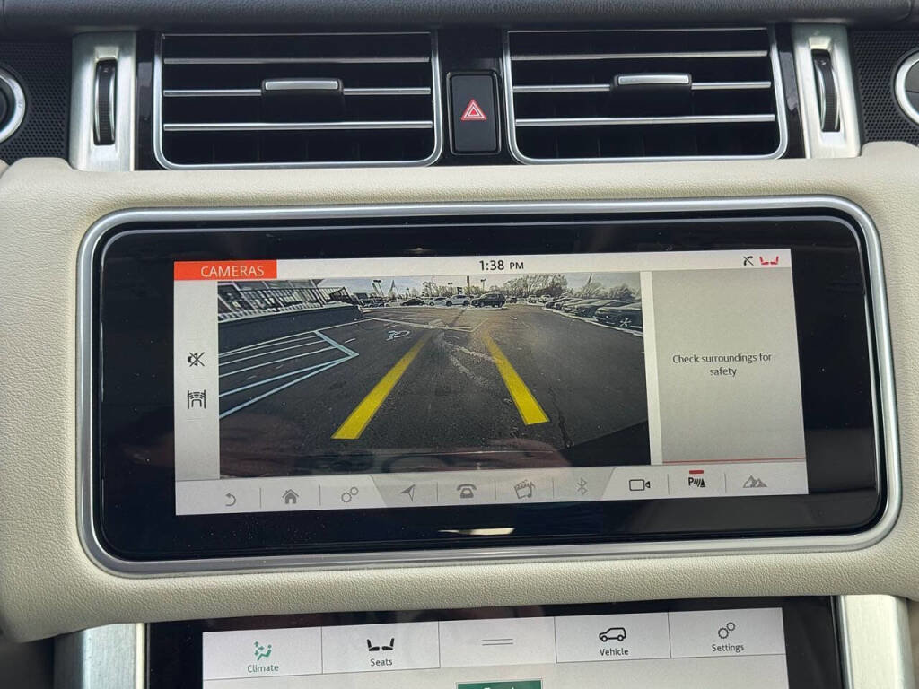 Used 2019 Land Rover Range Rover image 12