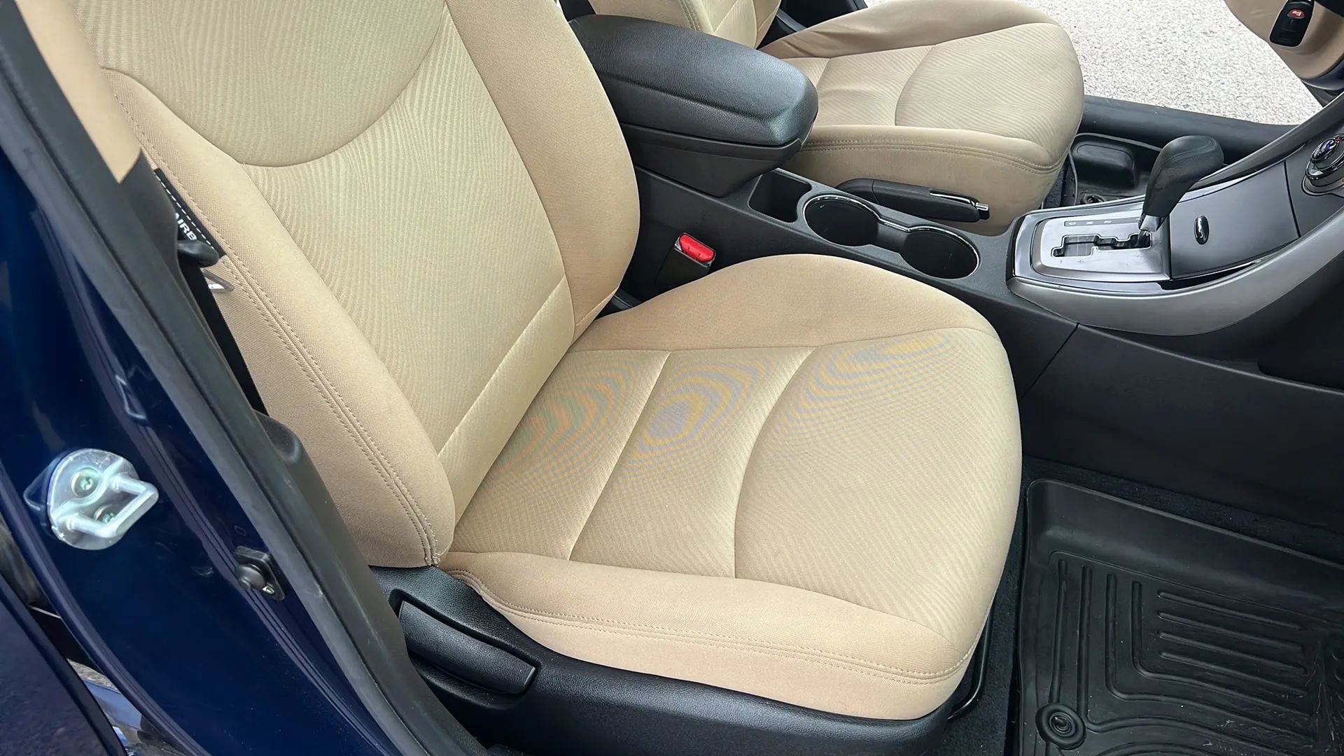 Used 2013 Hyundai Elantra GLS w/ Preferred Pkg FWD image 21