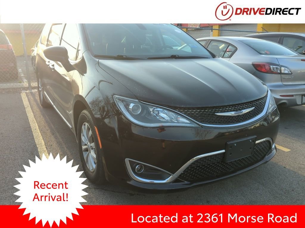 Used 2019 Chrysler Pacifica Touring-L