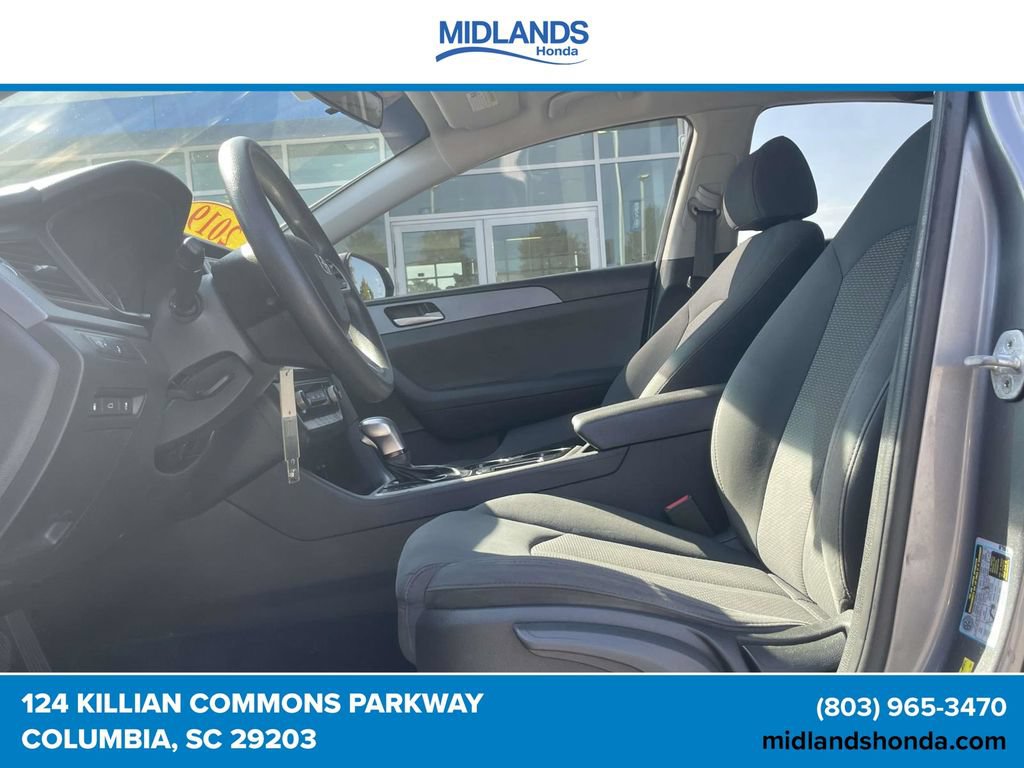 Used 2019 Hyundai Sonata SE FWD image 12