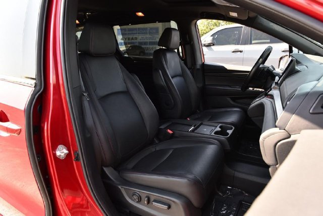 Used 2025 Honda Odyssey Sport-L image 23