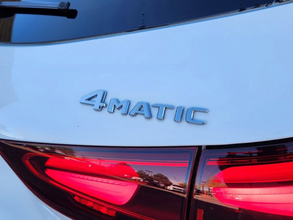 Used 2025 Mercedes-Benz GLA 250 4MATIC image 15