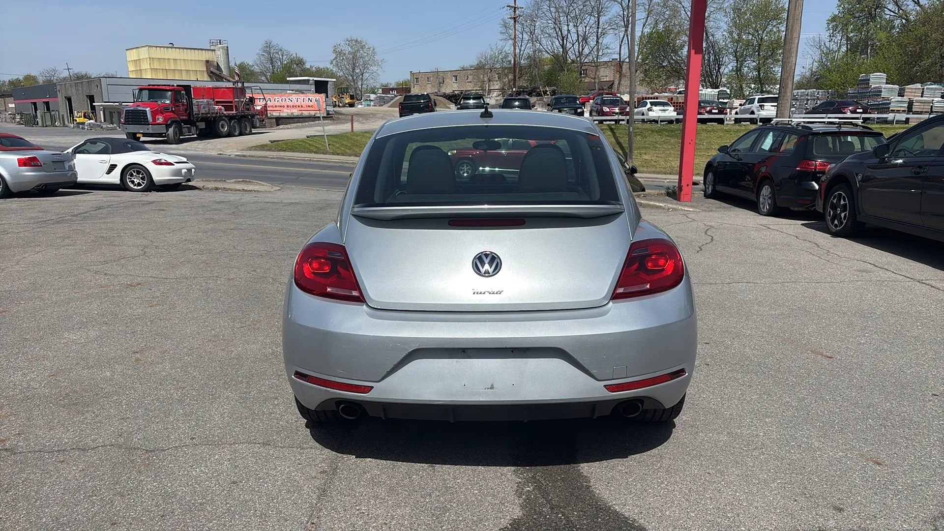 Used 2014 Volkswagen Beetle R-Line image 36