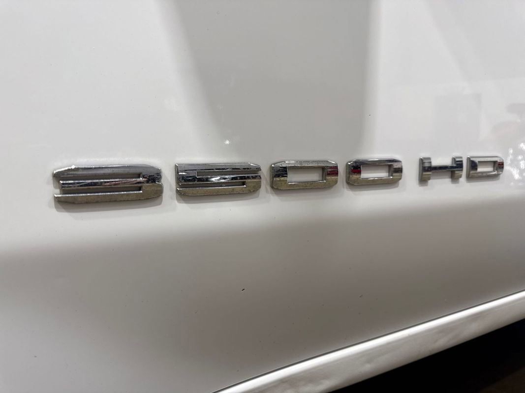 Used 2023 GMC Sierra 3500 Pro w/ Convenience Package AWD/4WD image 93