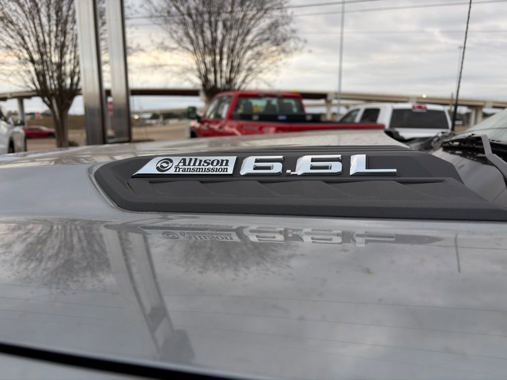 Used 2025 Chevrolet Silverado 3500 High Country AWD/4WD image 10