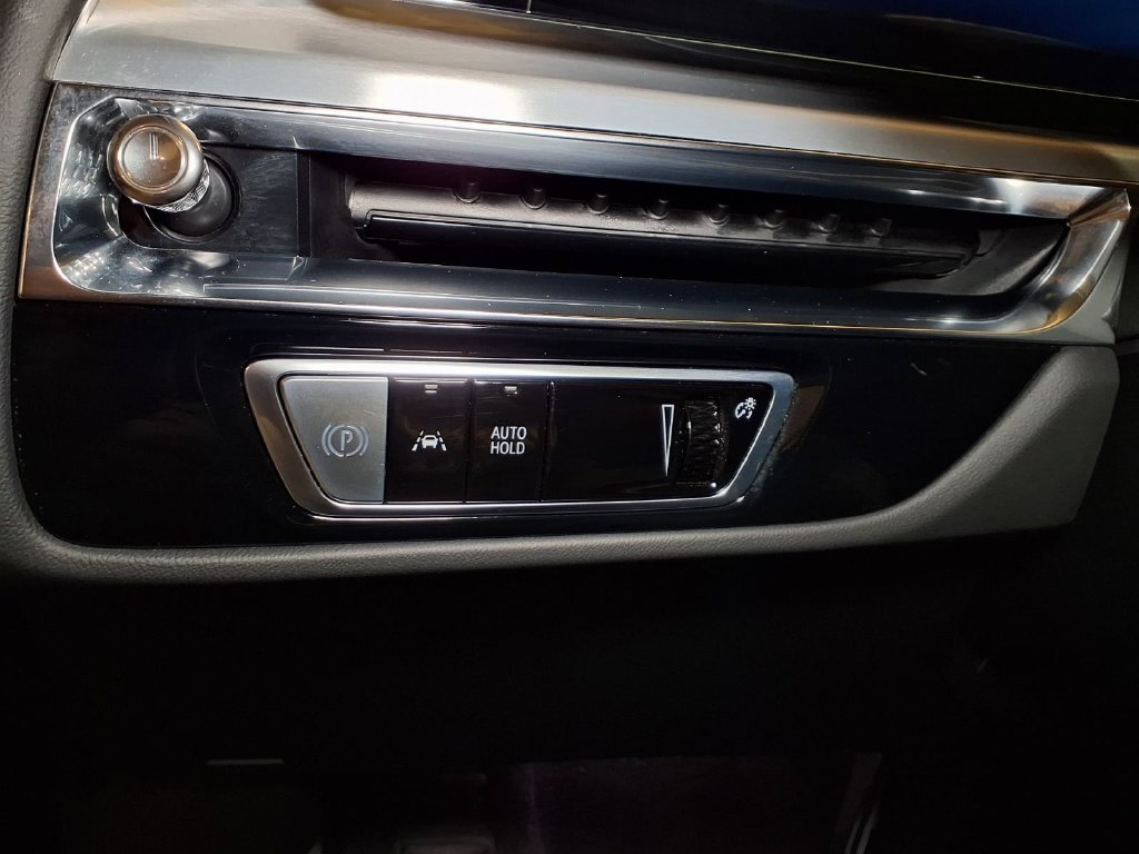 Certified 2024 Cadillac Lyriq Sport RWD image 11