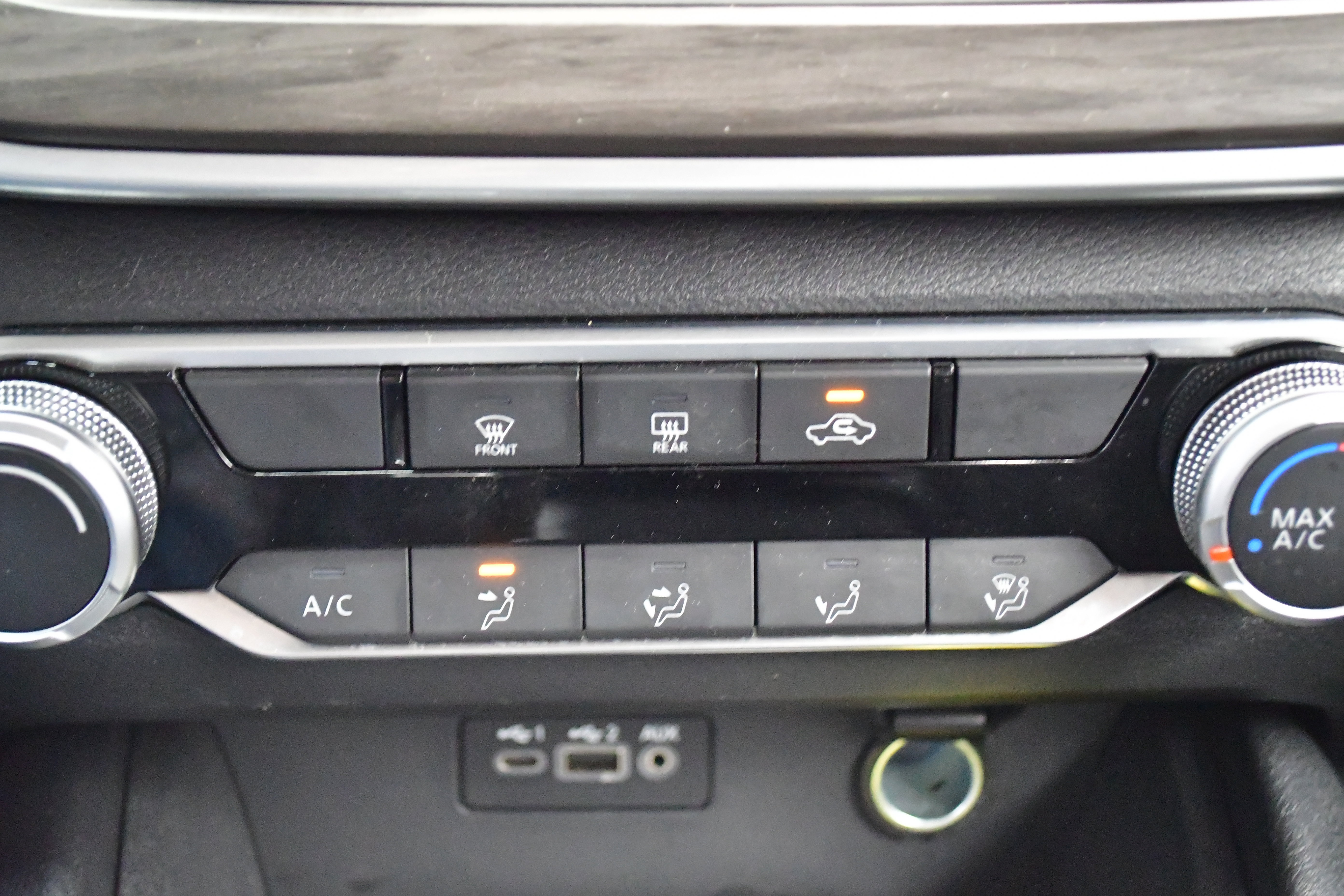 Used 2025 Nissan Altima 2.5 SV image 15