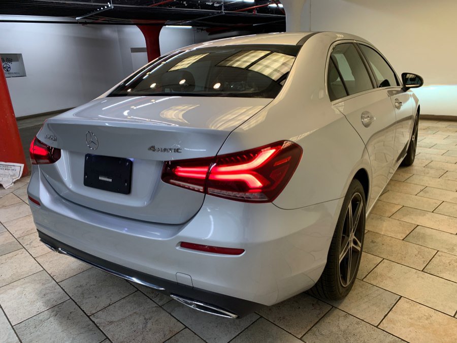 Used 2022 Mercedes-Benz A 220 4MATIC w/ Premium Package Lite image 6