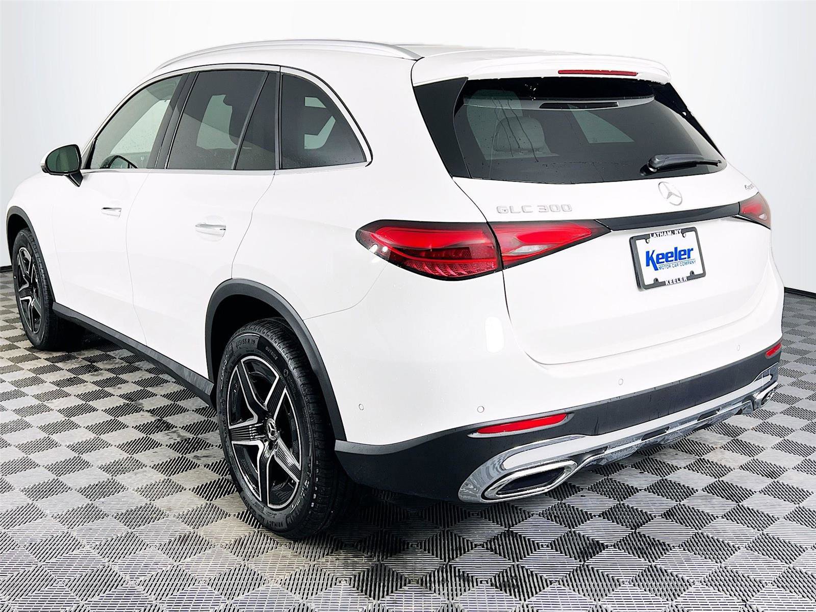 New 2026 Mercedes-Benz GLC 300 4MATIC image 4