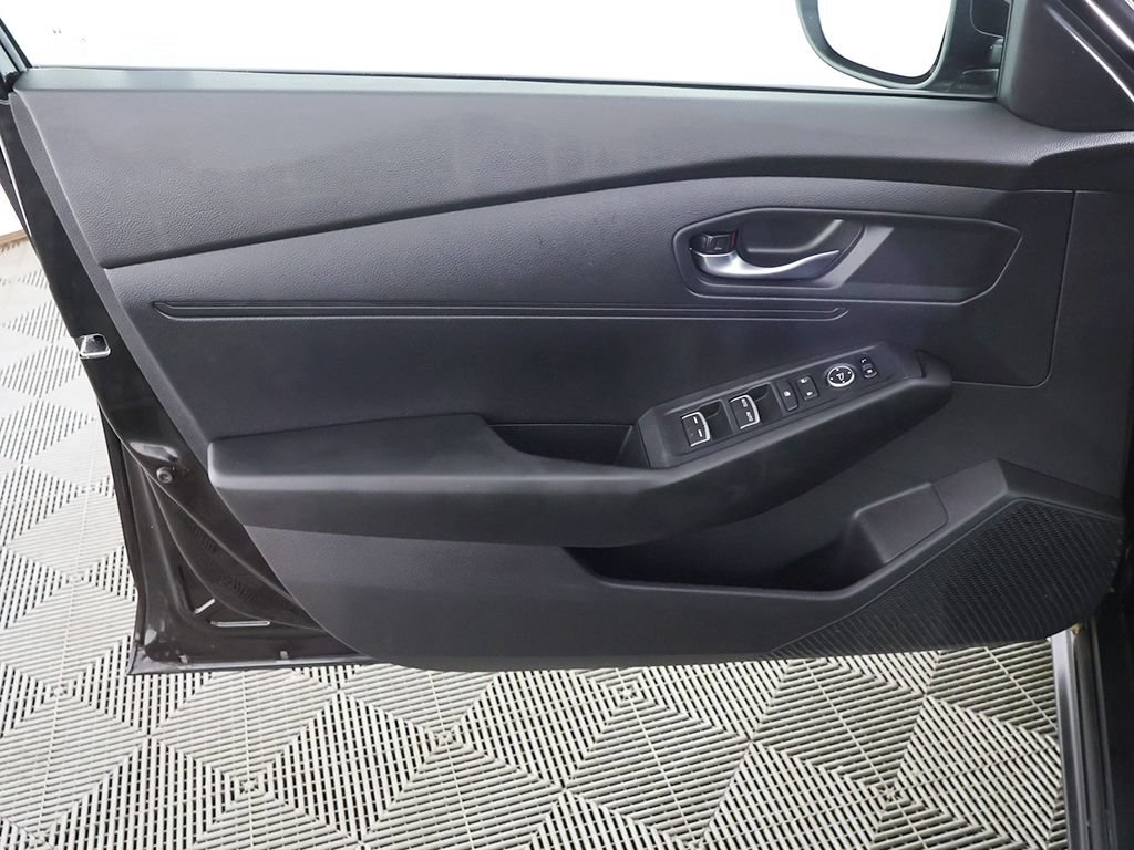 Used 2025 Honda Accord LX image 12