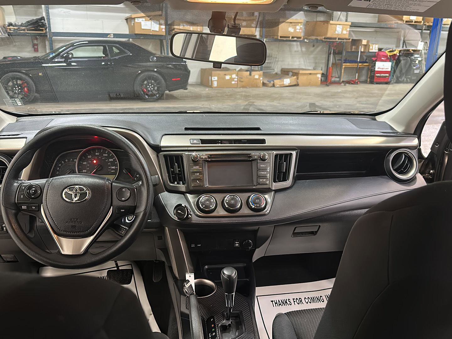 Used 2015 Toyota RAV4 LE AWD/4WD image 25