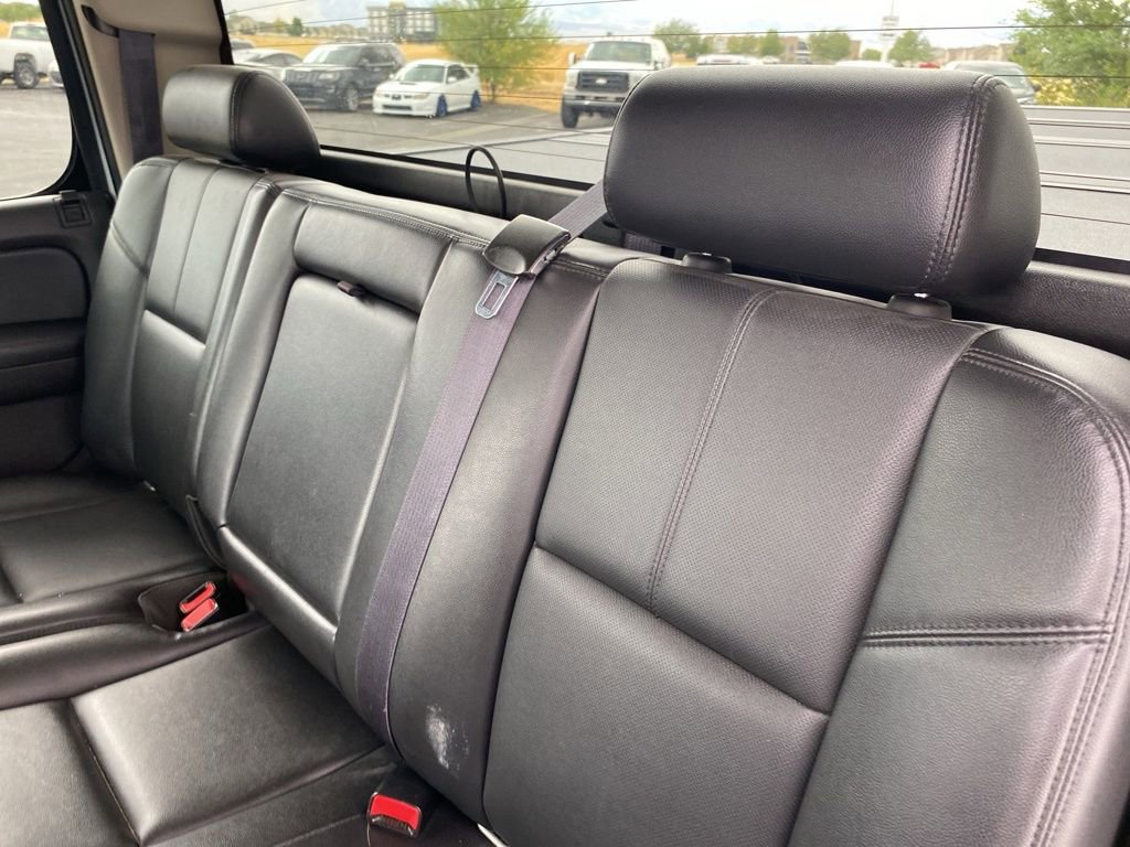 Used 2013 GMC Sierra 3500 SLT AWD/4WD image 25