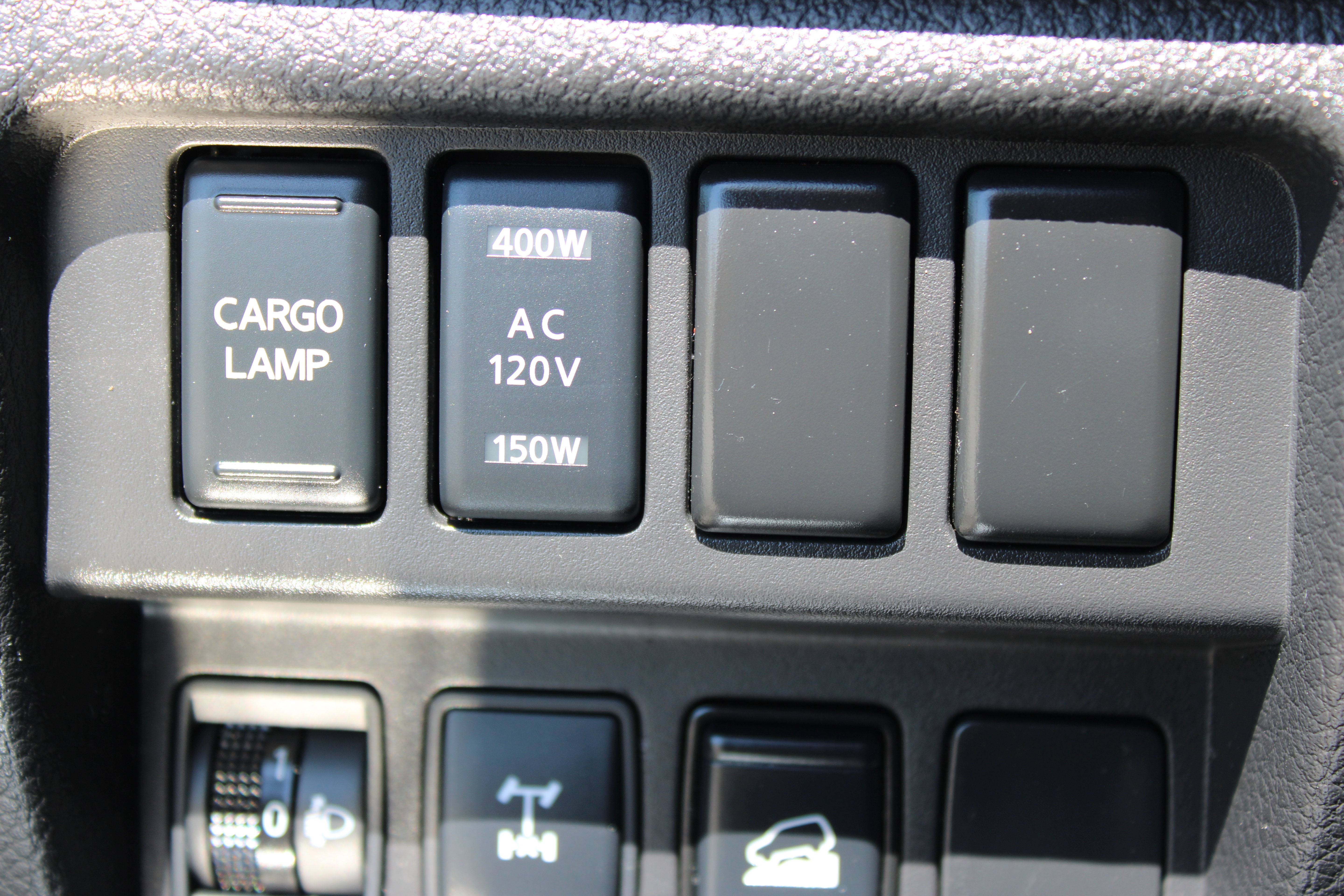 Certified 2024 Nissan Titan PRO-4X w/ Pro-4x Convenience Package AWD/4WD image 33