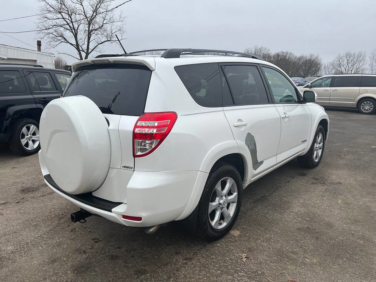 Used 2012 Toyota RAV4 Limited image 5