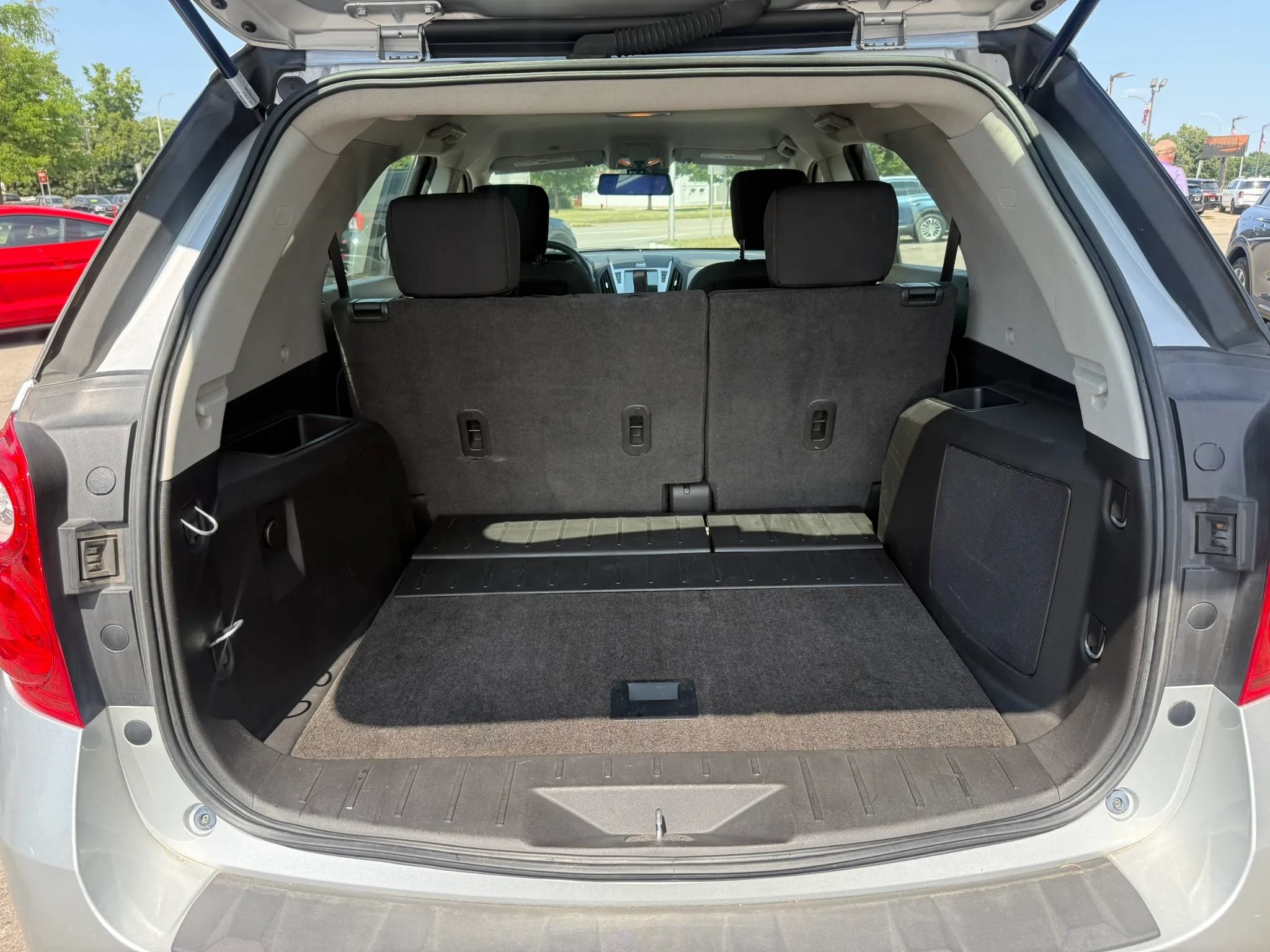 Used 2010 Chevrolet Equinox LS FWD image 23