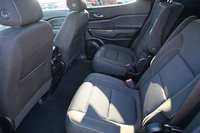 Used 2023 GMC Acadia SLE w/ Driver Convenience Package image 24